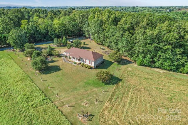6298 Nc 742 South S, Wadesboro, NC 28170