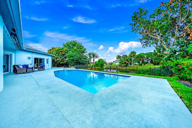 2329 Seaford Drive, Wellington, FL 33414