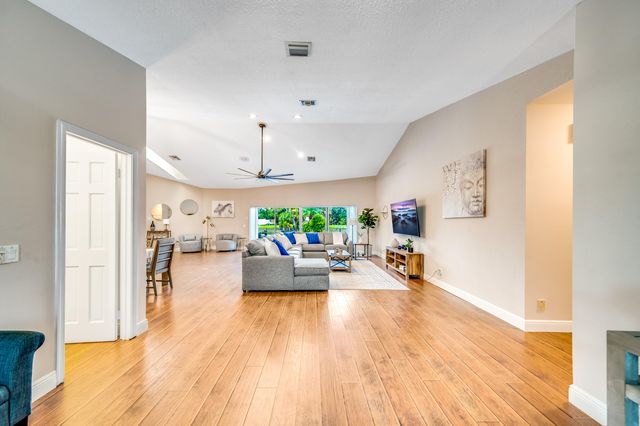 2329 Seaford Drive, Wellington, FL 33414