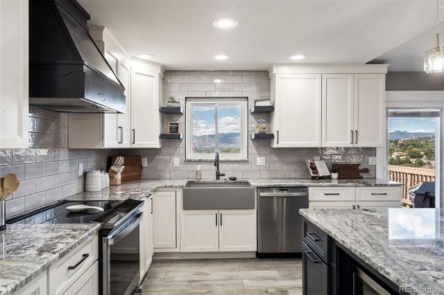 5160 Sapphire Drive, Colorado Springs, CO 80918