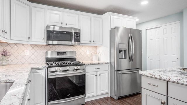 1298 Bluejack Lane, Heath, OH 43056