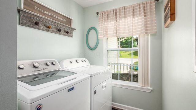 1298 Bluejack Lane, Heath, OH 43056