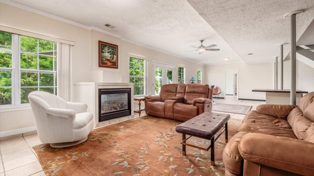 1298 Bluejack Lane, Heath, OH 43056