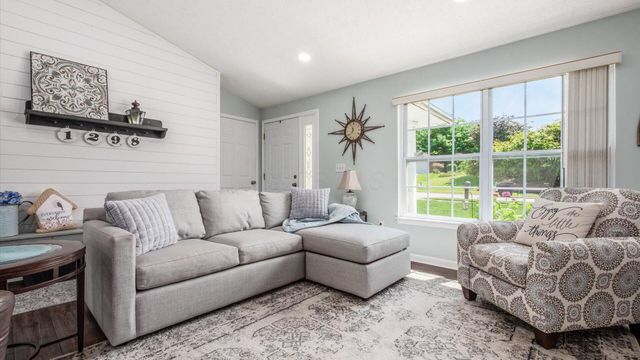 1298 Bluejack Lane, Heath, OH 43056