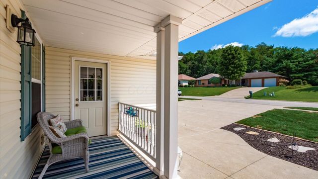 1298 Bluejack Lane, Heath, OH 43056