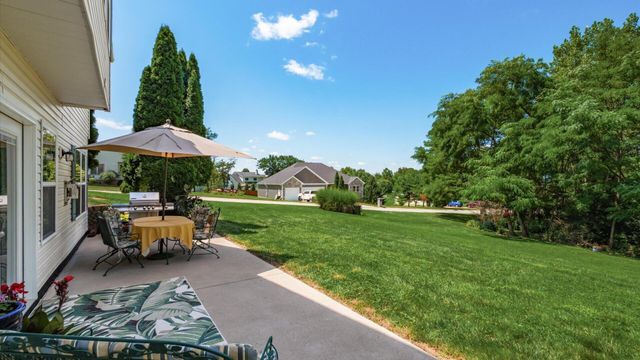 1298 Bluejack Lane, Heath, OH 43056