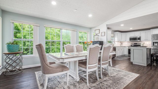 1298 Bluejack Lane, Heath, OH 43056