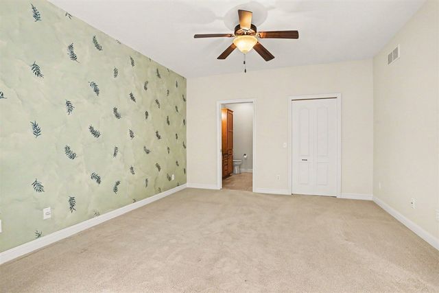 2221 Hunters Run, Kalamazoo, MI 49048