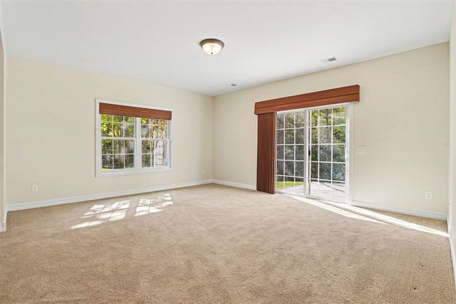 2221 Hunters Run, Kalamazoo, MI 49048