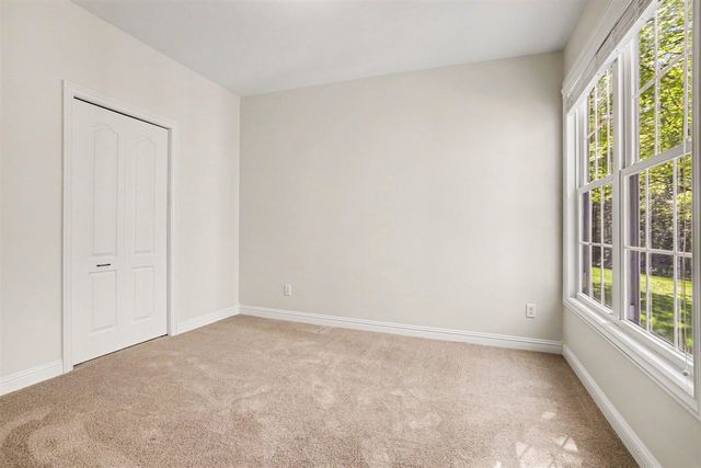 2221 Hunters Run, Kalamazoo, MI 49048