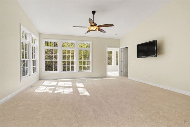 2221 Hunters Run, Kalamazoo, MI 49048