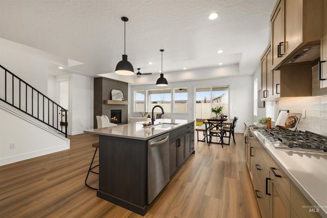 652 N Morning Glory Avenue, Eagle, ID 83616