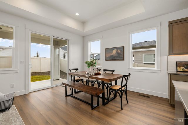 652 N Morning Glory Avenue, Eagle, ID 83616