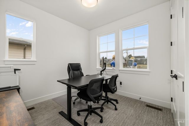 652 N Morning Glory Avenue, Eagle, ID 83616