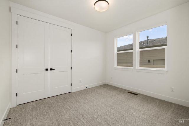 652 N Morning Glory Avenue, Eagle, ID 83616