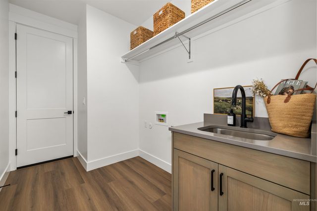 652 N Morning Glory Avenue, Eagle, ID 83616