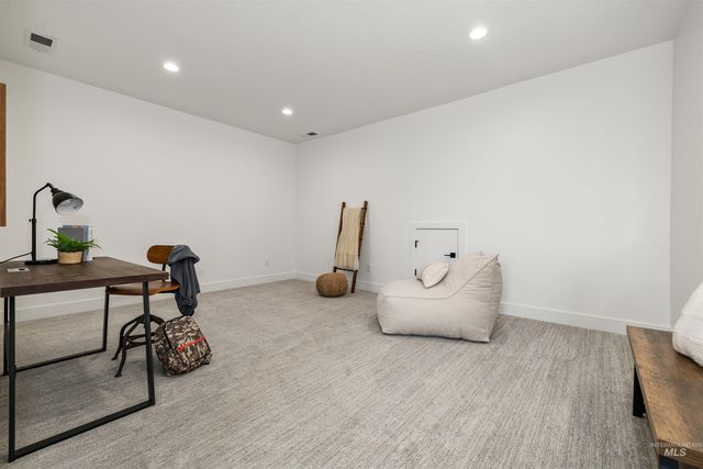 652 N Morning Glory Avenue, Eagle, ID 83616