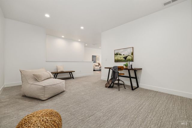 652 N Morning Glory Avenue, Eagle, ID 83616