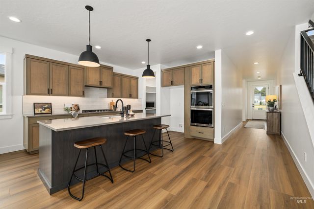 652 N Morning Glory Avenue, Eagle, ID 83616