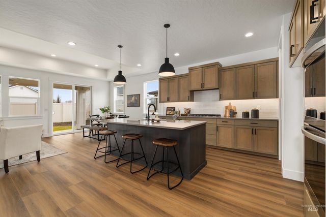 652 N Morning Glory Avenue, Eagle, ID 83616