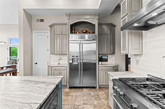 8424 Rock Ridge Court, Edwardsville, IL 62025
