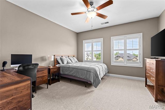 8424 Rock Ridge Court, Edwardsville, IL 62025