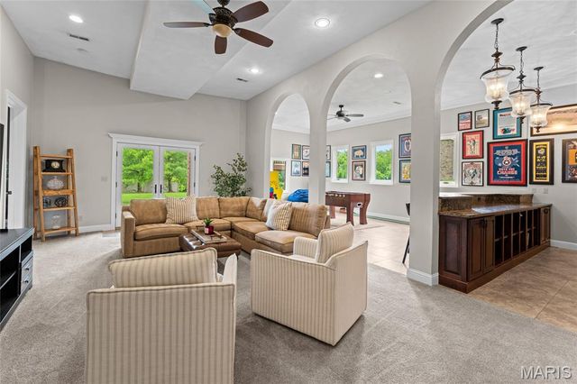 8424 Rock Ridge Court, Edwardsville, IL 62025