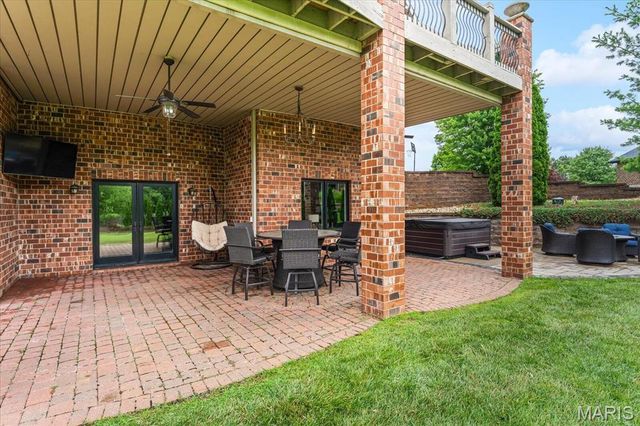 8424 Rock Ridge Court, Edwardsville, IL 62025