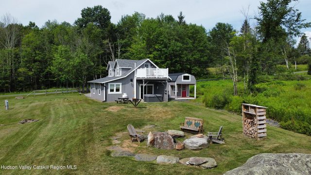 462 Dent Road, Prattsville, NY 12468