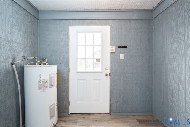 2004 Snead Ave, Colonial Heights, VA 23834