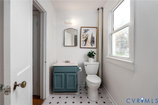 2004 Snead Ave, Colonial Heights, VA 23834