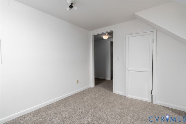 2004 Snead Ave, Colonial Heights, VA 23834