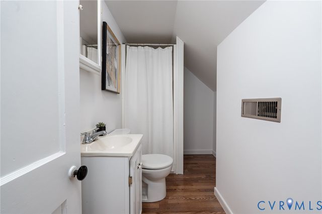 2004 Snead Ave, Colonial Heights, VA 23834