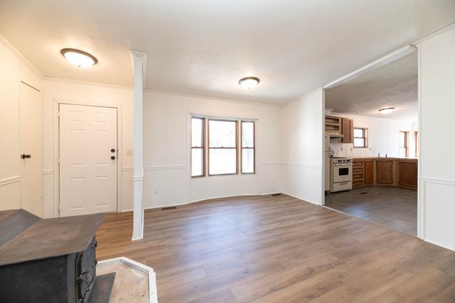 13064 Riverside Drive, Constantine, MI 49042