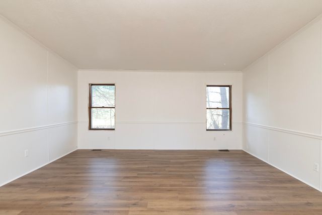 13064 Riverside Drive, Constantine, MI 49042