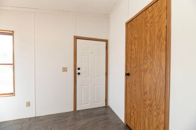 13064 Riverside Drive, Constantine, MI 49042