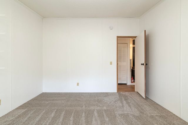 13064 Riverside Drive, Constantine, MI 49042