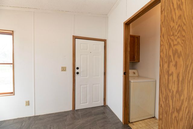 13064 Riverside Drive, Constantine, MI 49042