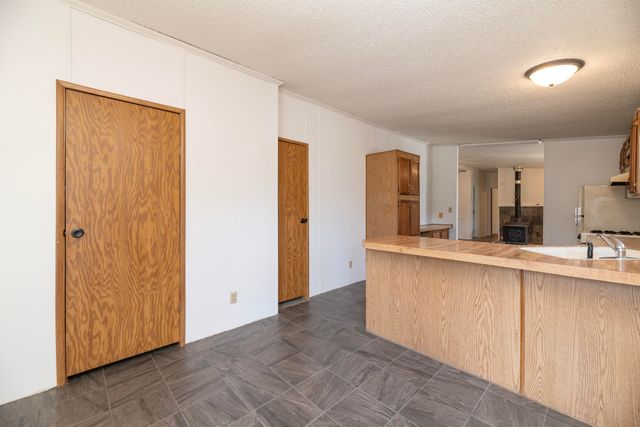 13064 Riverside Drive, Constantine, MI 49042