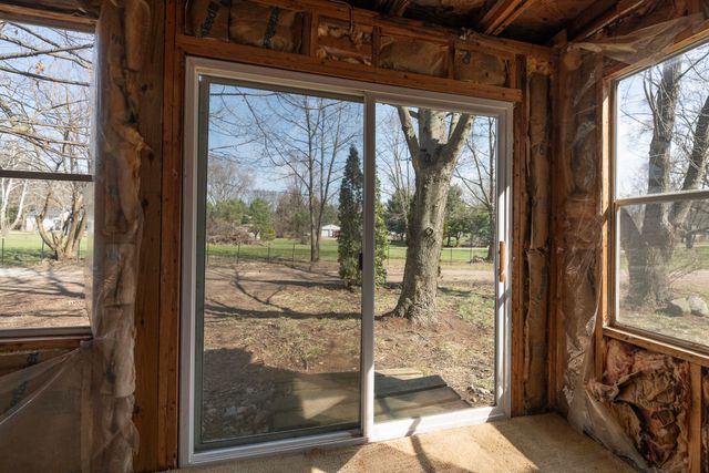 13064 Riverside Drive, Constantine, MI 49042