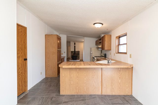 13064 Riverside Drive, Constantine, MI 49042