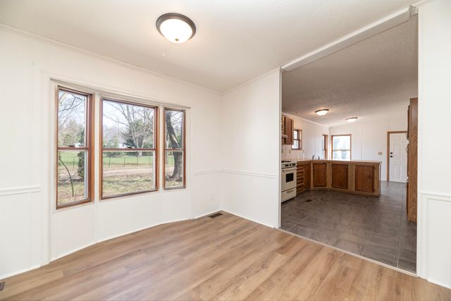 13064 Riverside Drive, Constantine, MI 49042