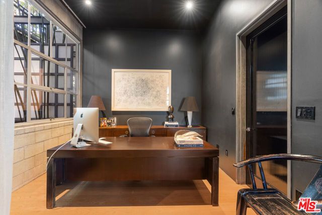 710 N Orlando Avenue 101, West Hollywood, CA 90069