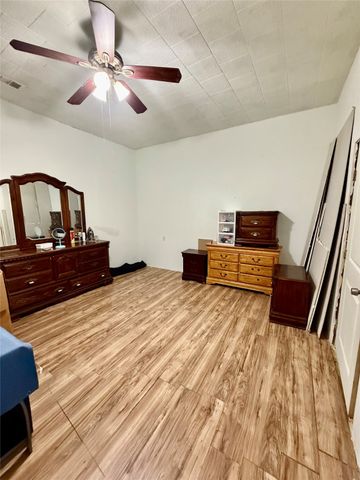 1027 W Crawford Street, Denison, TX 75020