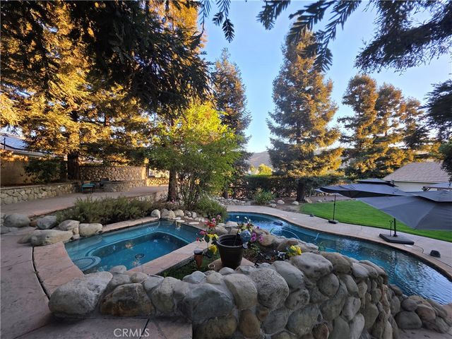 13557 Pineridge Court, Yucaipa, CA 92399