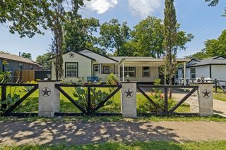 2120 Tisinger Avenue, Dallas, TX 75228