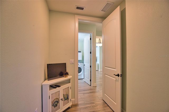 830 THE ESPLANADE N 201, Venice, FL 34285