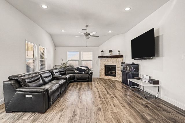 905 Hutson Drive, Royse City, TX 75189