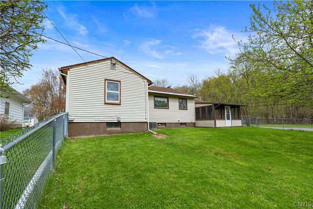 26 Geer Avenue, Utica, NY 13501
