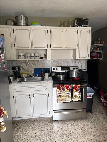 2917 NW 23rd Ave, Miami, FL 33142